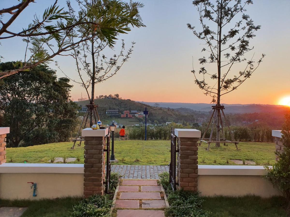 The Castell Condo By Nutthiwan Room 912 And 921 Khao Kho Exteriér fotografie