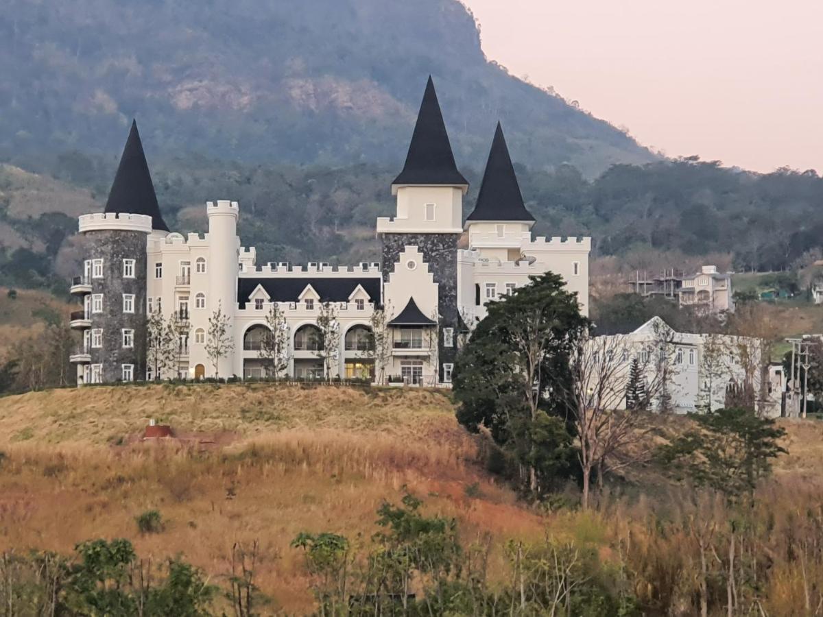 The Castell Condo By Nutthiwan Room 912 And 921 Khao Kho Exteriér fotografie